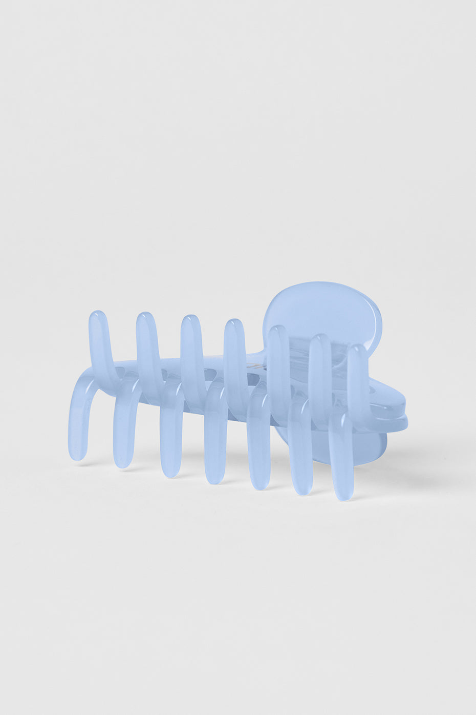 90's Claw Clip - Seashell Blue