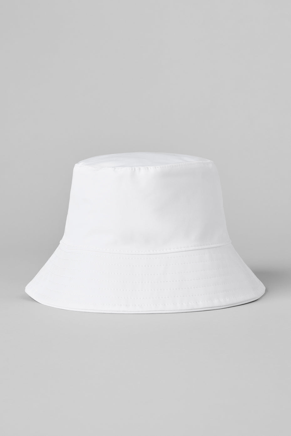 Fundamental Bucket Hat - White