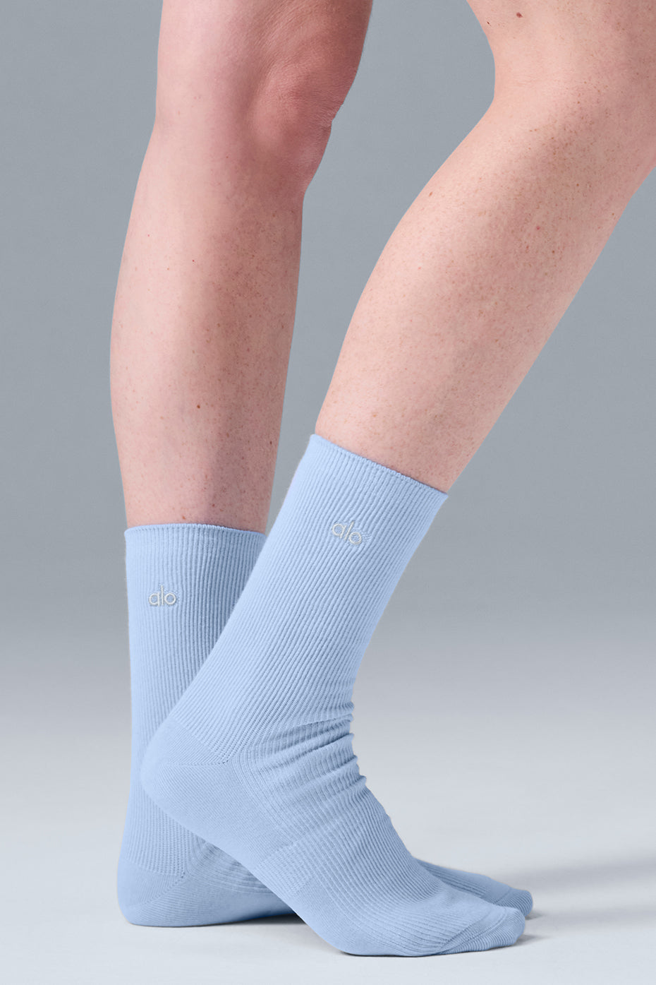 Unisex Half-Crew Understated Sock - Seashell Blue