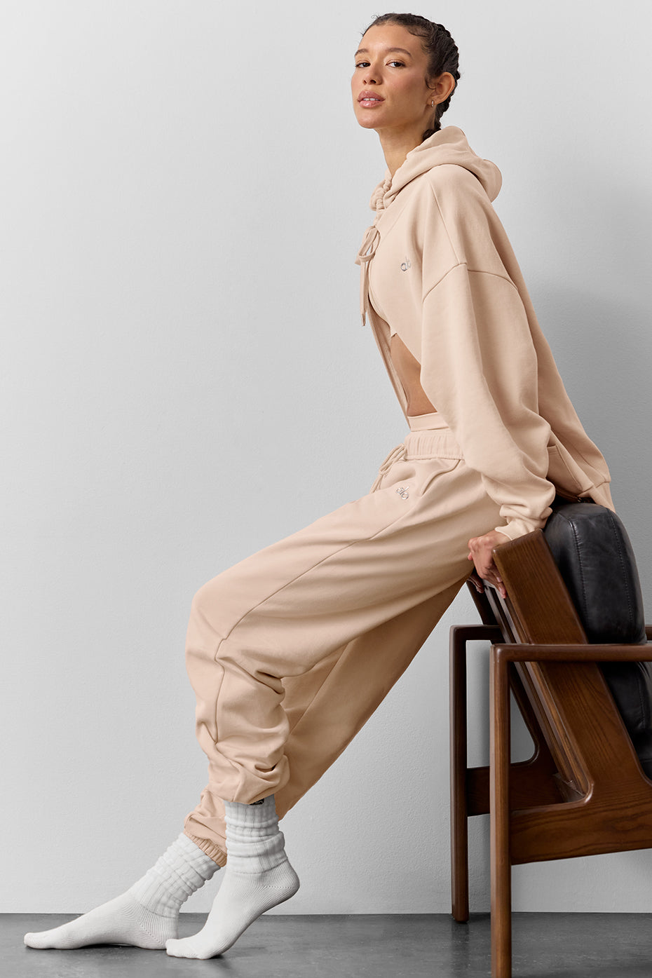 Accolade Sweatpant - Macadamia