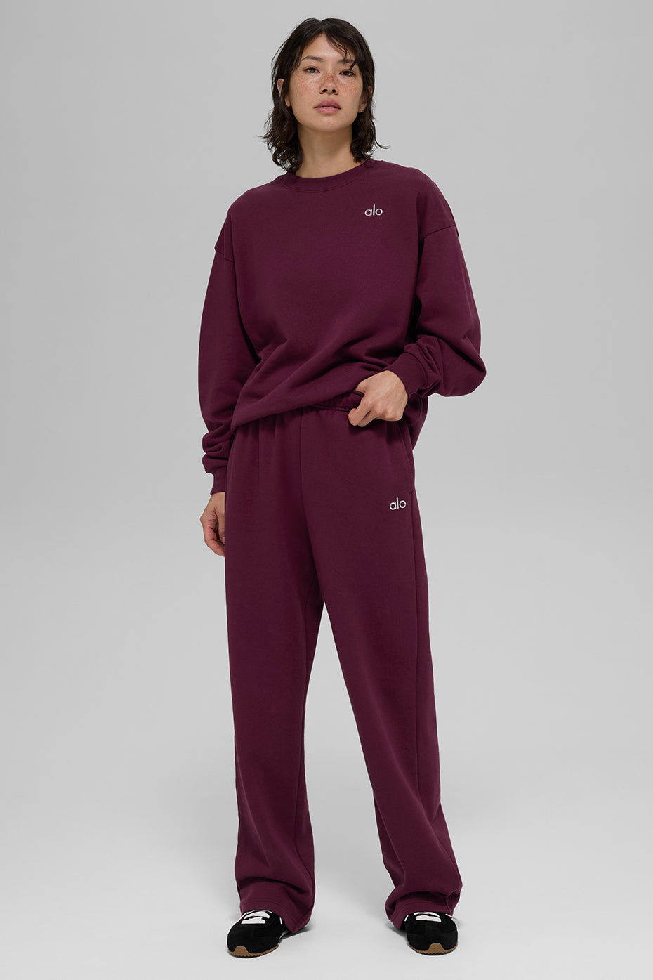 Accolade Straight Leg Sweatpant - Burgundy