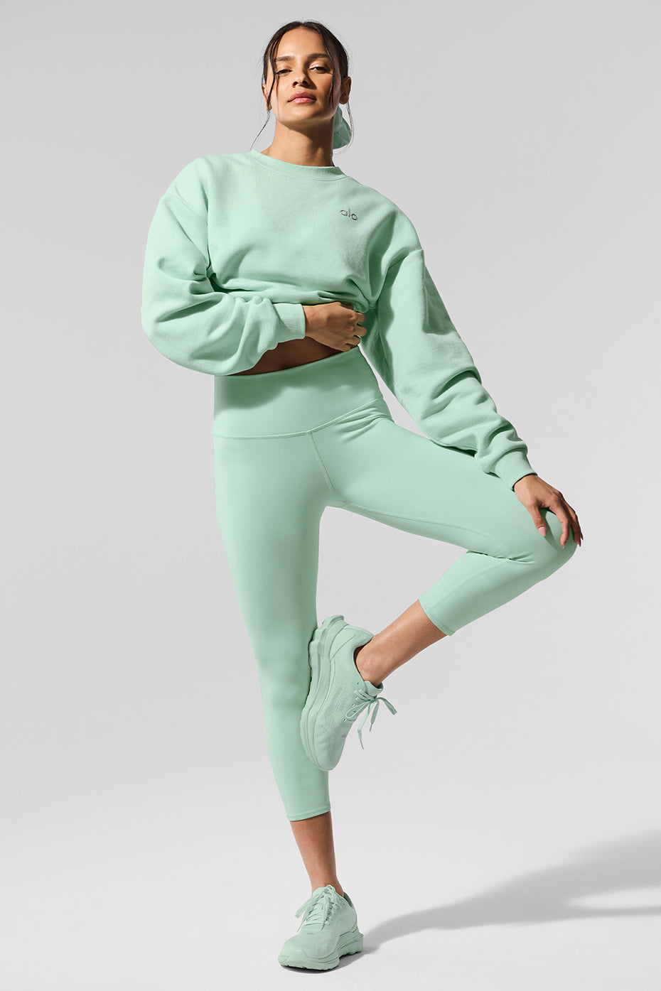 Cropped Accolade Crewneck - Spearmint