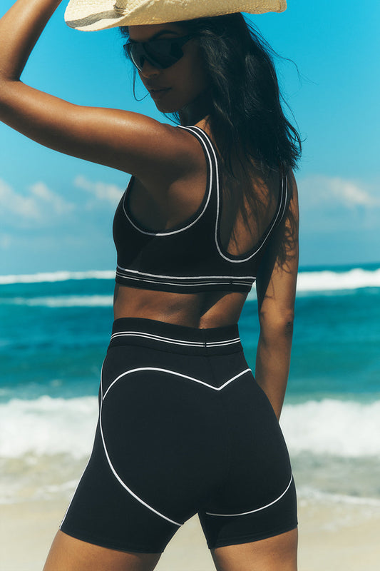 4â€?Airbrush High-Waist Heart Throb Short - Black/White
