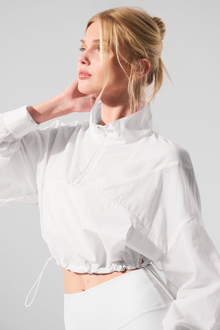 Cropped 1/4 Zip Aerial Pullover - White